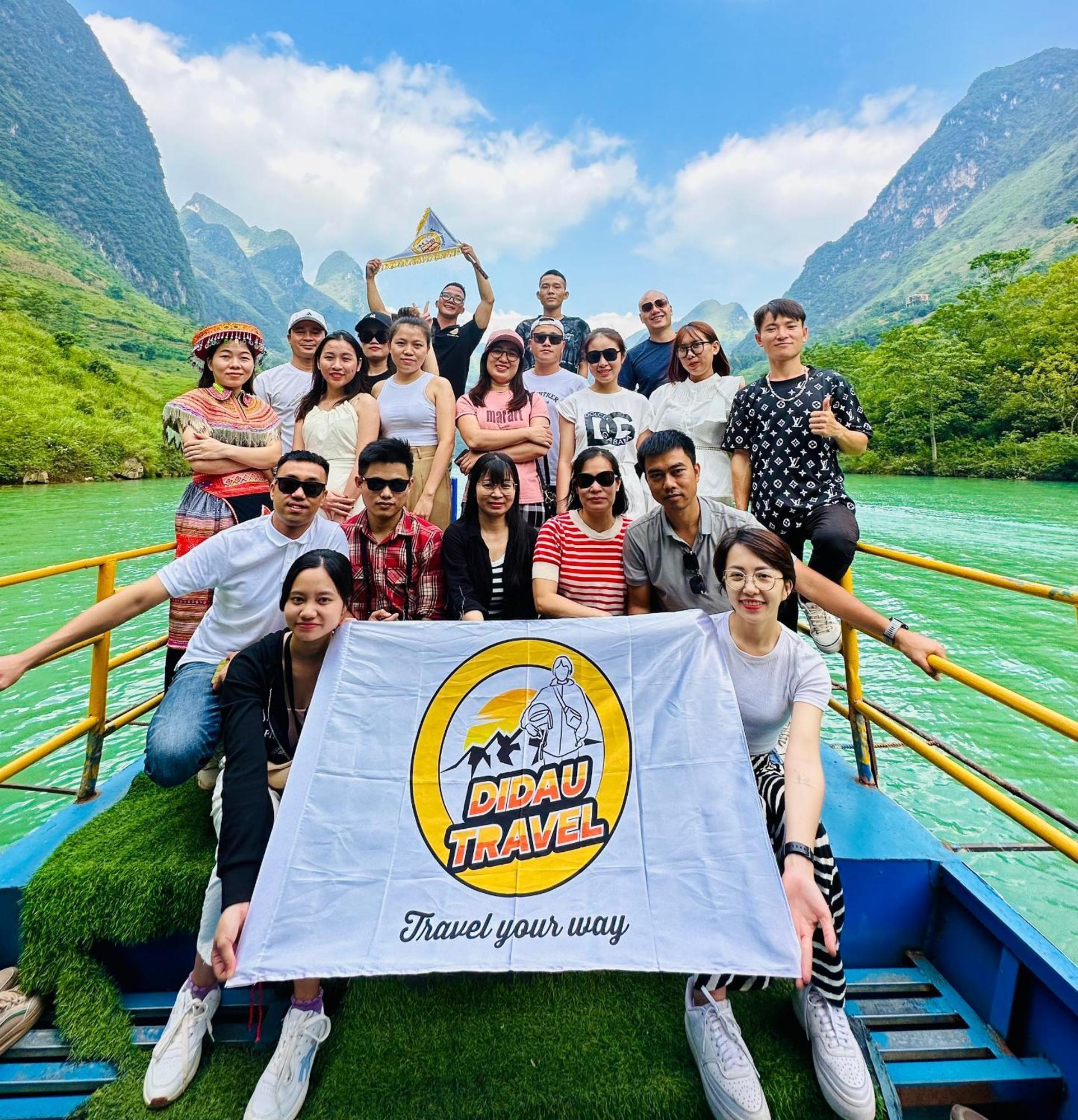 Tl Adventure Tour & Motorbike Ha Giang Exterior foto